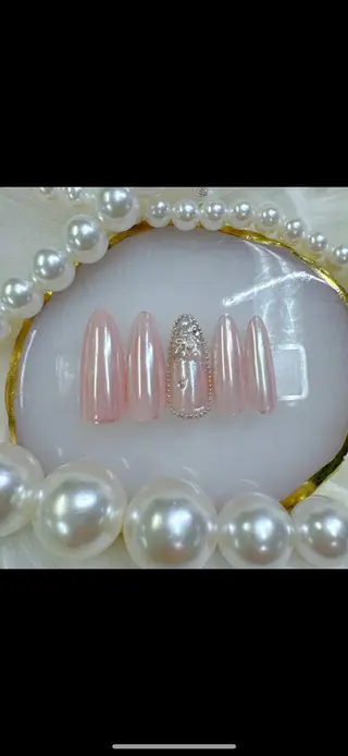 ネイル クイーンズネイル銀座所属・Queeens nailのネイルデザイン