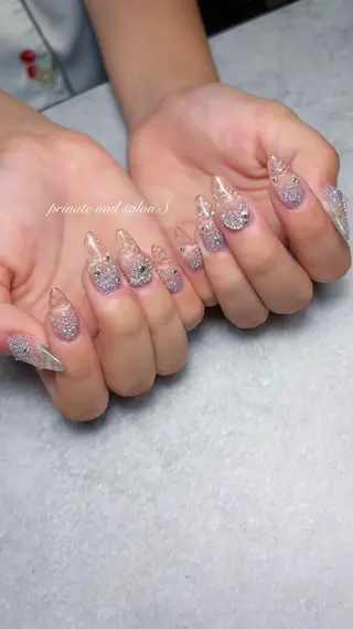 ネイル 関山 志乃のネイルデザイン