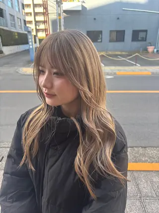ロング カラー ️🩵RINKA/ ハイトーンカラー🩵のヘアスタイル