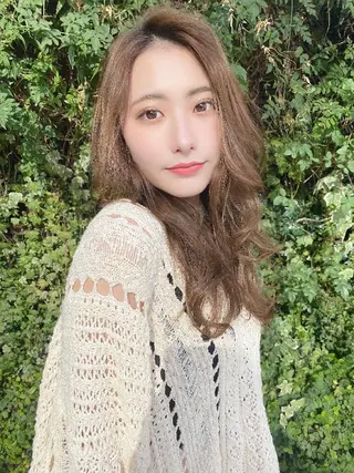 セミロング サロウィン銀座ray店所属・シノヅカ ケンゾーのヘアスタイル