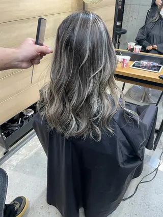 ロング カラー 美髪/ハイライト 指名No.1KAIのヘアスタイル