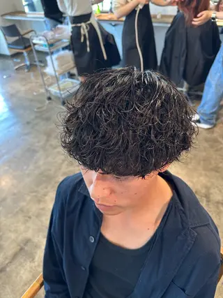 ミディアム パーマ メンズ 【メンズ職人】 ✂️佐藤友のヘアスタイル