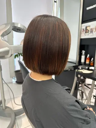 カラー 高橋 沙央のヘアスタイル