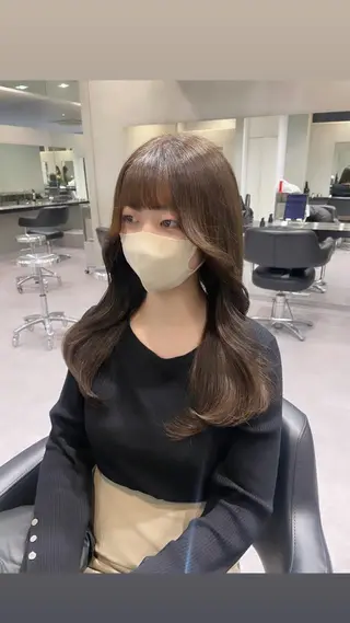 ロング 銀座／レイヤーカット 🤍内野すみれのヘアスタイル