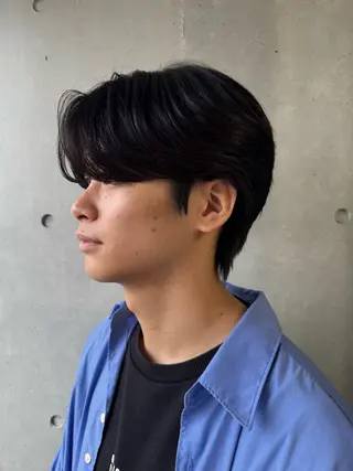 メンズ メンズ職人/センター パート/富沢真斗のヘアスタイル