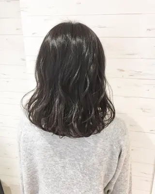 ミディアム ミヤザキ タクトのヘアスタイル