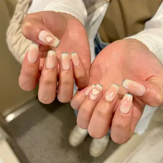 ネイル ⠀ loggy.のネイルデザイン