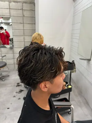 ショート パーマ ww…西梅田所属・中田 信太郎のヘアスタイル