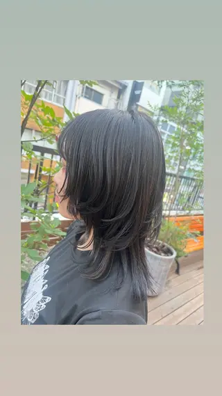 ロング カラー ハイライト/インナー /ブリーチ/レイヤーのヘアスタイル