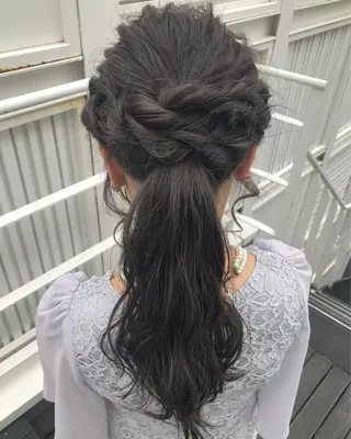 ロング カラー ヘアアレンジ 遠藤 眞実のヘアスタイル