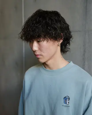 ショート パーマ メンズ スパイキーショート パーマ　具志堅　太志のヘアスタイル