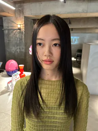 ロング カラー 中村 衣里のヘアスタイル