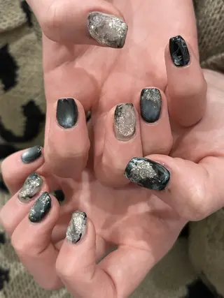 ネイル meRK 🦋愛海のマツエク・マツパデザイン