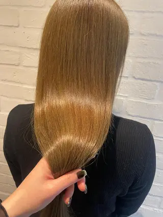 ロング カラー hisano / ハイトーン･透明感のヘアスタイル