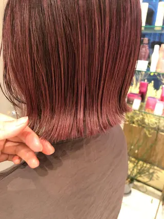 ミディアム カラー 古屋 花織のヘアスタイル