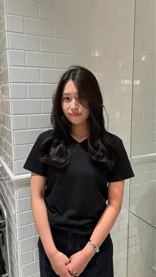 ロング カラー 南 希汐のヘアスタイル