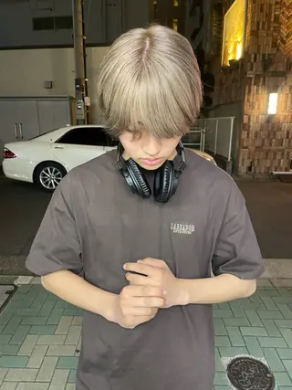 ショート カラー メンズ カットモデル/ ハイトーン/ゆうあのヘアスタイル