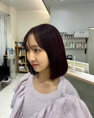 ミディアム カラー 辻村 彩華のヘアスタイル