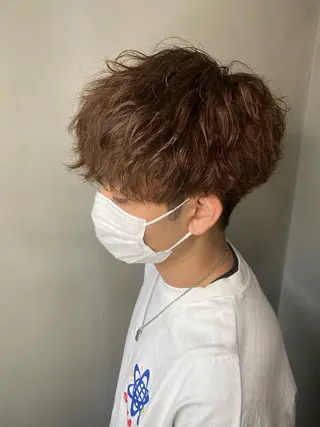 ショート パーマ メンズ men’s salon Gaudi梅田茶屋町店所属・寳泉 章弘のヘアスタイル