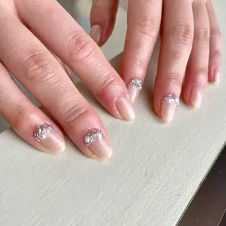 ミディアム m kaori𓃟のネイルデザイン