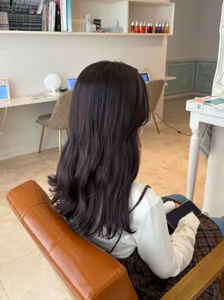 ロング カラー 岩崎 玲花のヘアスタイル