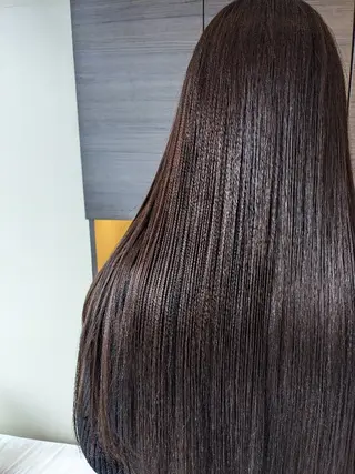 ロング seul 美容室のヘアスタイル