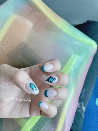 ネイル マキ ネイルサロンのネイルデザイン