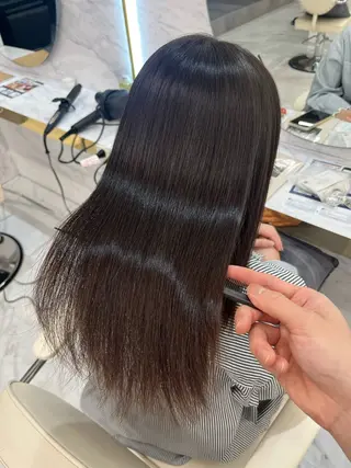 ロング 髪質改善縮毛矯正🫧 村上蒼生のヘアスタイル