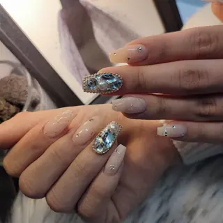 ネイル RUNWAY 　　の眉毛・アイブロウイメージ