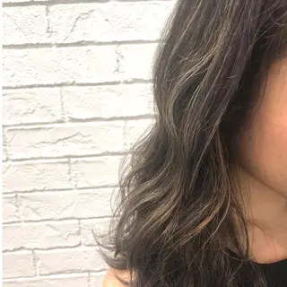 ミディアム カラー 松岡 恭弘のヘアスタイル