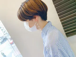 ショート タカハシ ハヤトのヘアスタイル