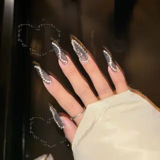 ネイル 鈴木 結万のネイルデザイン