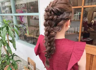 ロング ヘアアレンジ たかいわ みきのヘアスタイル