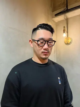 メンズ 韓国風前髪顔周り バーバーakaneのヘアスタイル