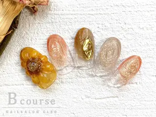 ネイル Cleo伏見店🌿 Momokaのネイルデザイン