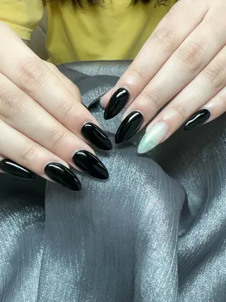 ネイル Kaka_ パラジェル、長さだしのネイルデザイン