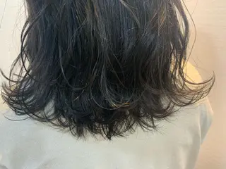 セミロング カラー 【Uneユヌ】菊地 春那のヘアスタイル