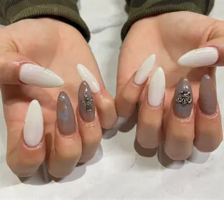 ネイル ayaka🫧大人 /シンプル/キレイめのネイルデザイン