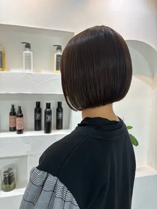 ショート 顔周りのデザイン特化 井手麻梨栄のヘアスタイル