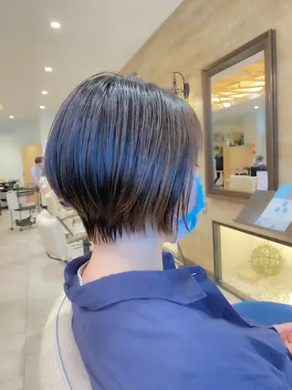 ショート カラー 【Zina札幌】 宮腰一磨のヘアスタイル