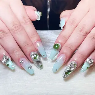 ネイル DEMAIN- 🕊️のネイルデザイン