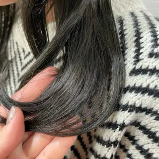 ミディアム カラー RorriM natsuのヘアスタイル