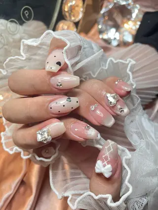 ネイル 23時まで❤︎韓国、 ワンホンネイルのネイルデザイン