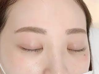 マツエク・マツパ アイブロウ BellFlower Aki(眉・まつげ)のマツエク・マツパデザイン