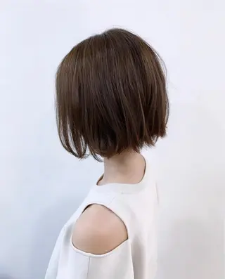 ショート 間水 和樹のヘアスタイル