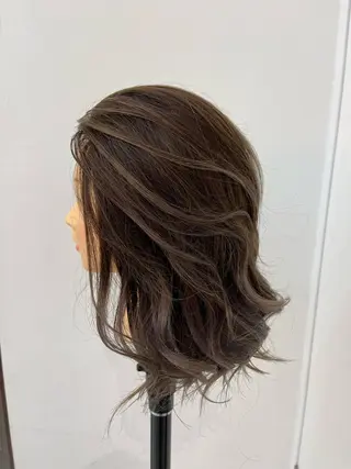 ロング カラー 茅ヶ崎/ハイトーン /レイヤーカットのヘアスタイル