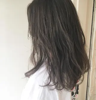 ミディアム カラー yuki hair所属・yuki watanabeのヘアスタイル