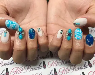 ネイル MiRanda Nail所属・MiRanda 保坂 舞のネイルデザイン