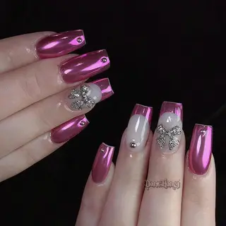 ネイル Dark Honey Susuのネイルデザイン