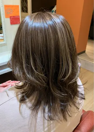 ミディアム カラー hair & spa Nalu所属・hair & spa Naluのヘアスタイル